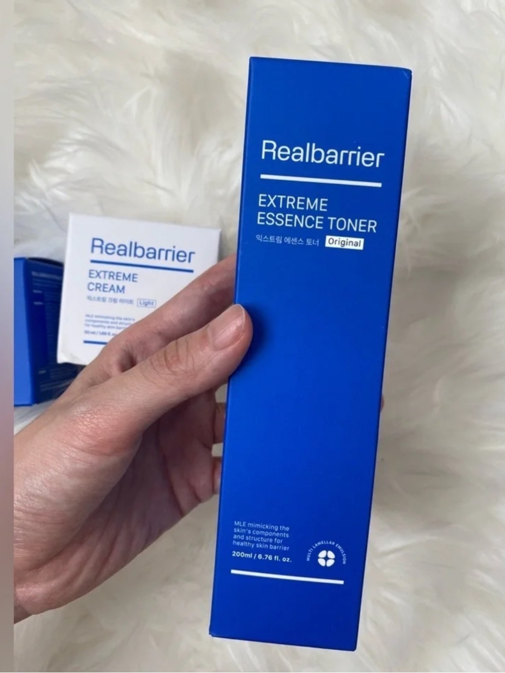 Real Barrier Extreme Cream (light & original version) & essence toner NWB - Picture 4 of 4